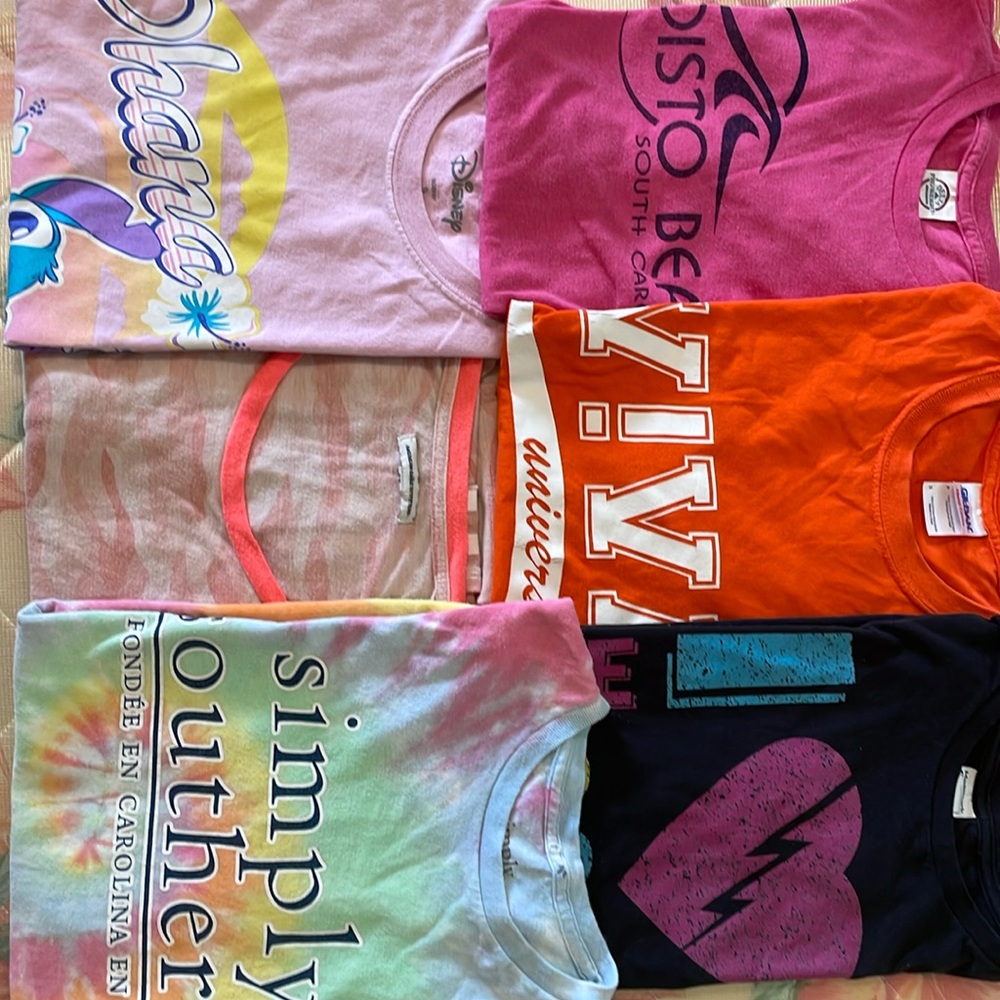 Summer Clearance Sale for a half dozen T-shirts in size small can fit medium gal